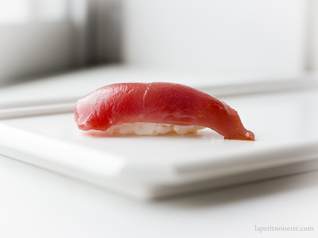 akami nigiri