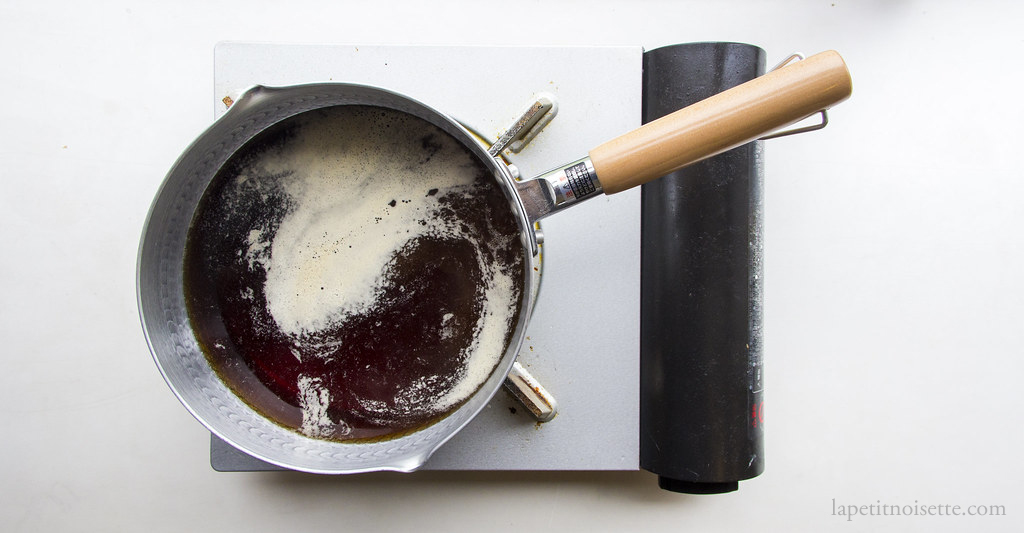 Preparing the Shako cooking liquid for sushi.