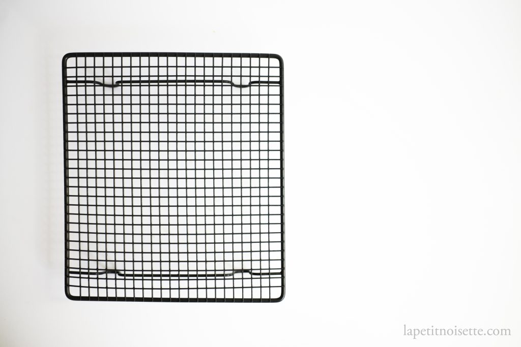 A wire mesh is ideal for letting steam escape from your tempura